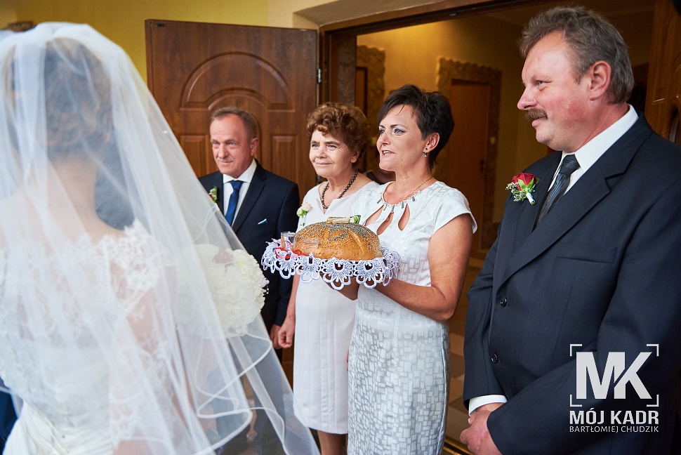Przywitanie pod domem weselnych Gajczyna w Krasnymstawie